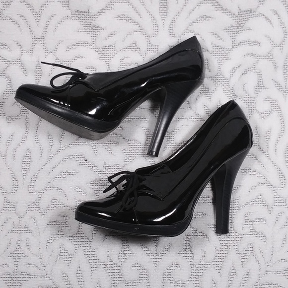 Heeled Patent Leather Oxfords by Voltage - Picture 3 of 6